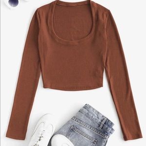 brown cropped scoop neck tee